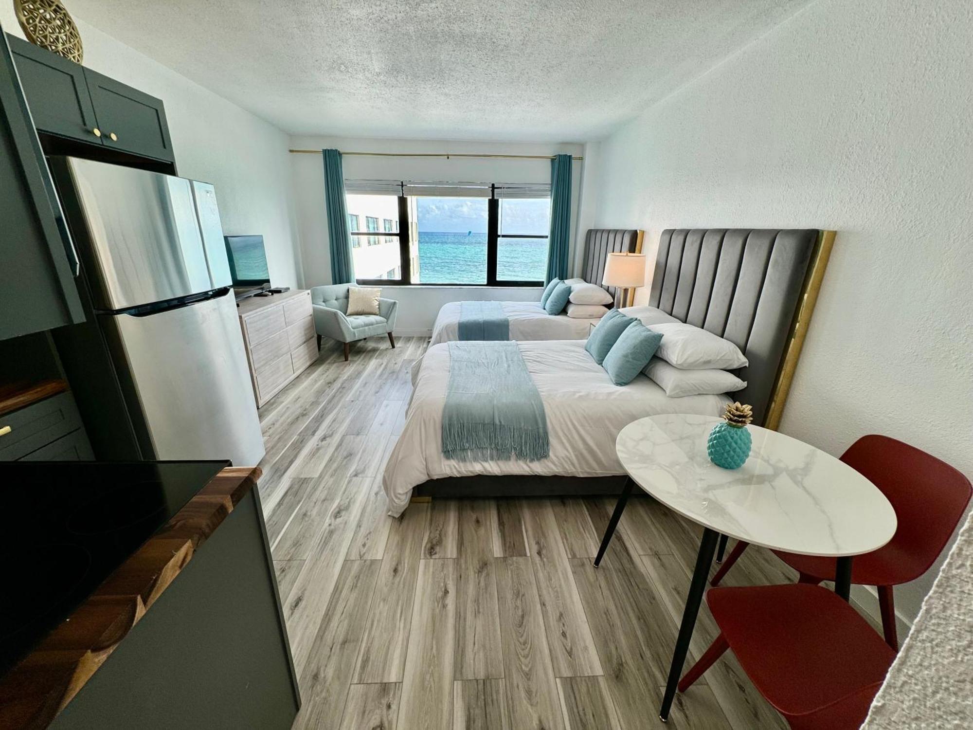 Directly On The Beach With Pool & Ocean View Miami Beach Exteriör bild