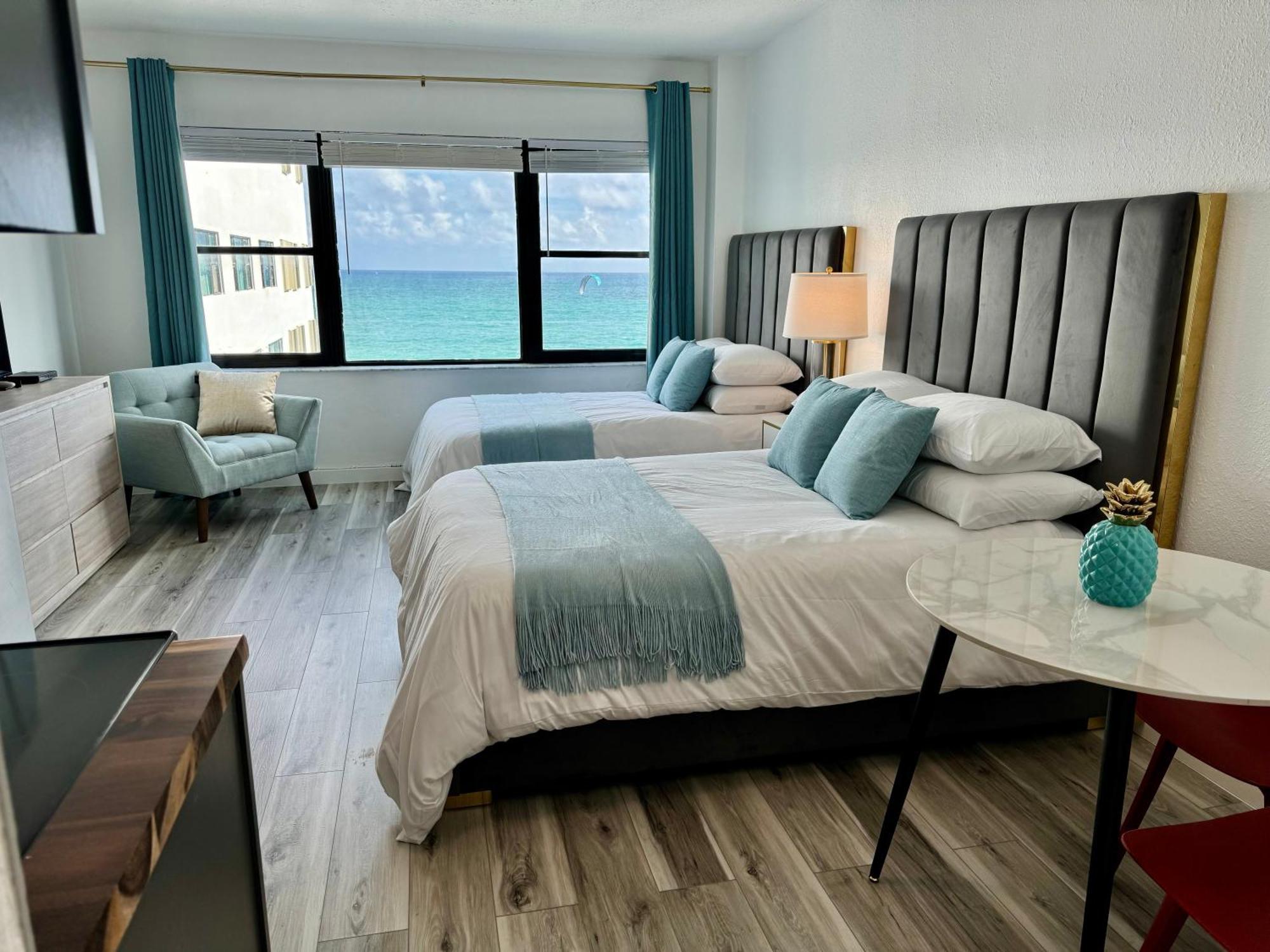 Directly On The Beach With Pool & Ocean View Miami Beach Exteriör bild